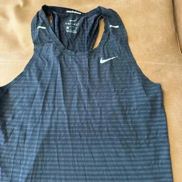 Nike Dri-Fit Sleeveless Miler Running Tank Top Black Mesh Breathable Womens S - Picture 2 of 8